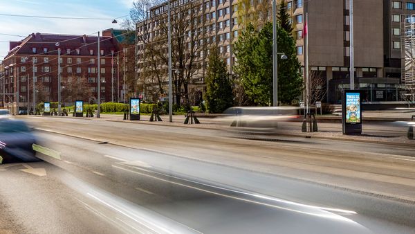 Töölö Mannerheimintie Hesperia Southbound